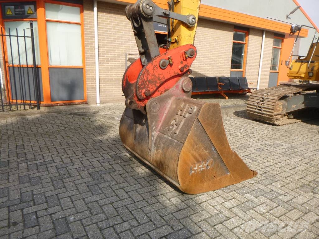 Liebherr R922LC 대형 굴삭기 29톤 이상