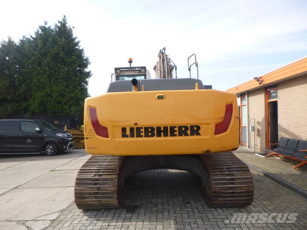 Liebherr R922LC 대형 굴삭기 29톤 이상