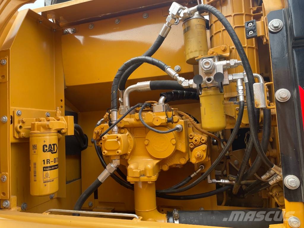 CAT 320D2 Bagri goseničarji