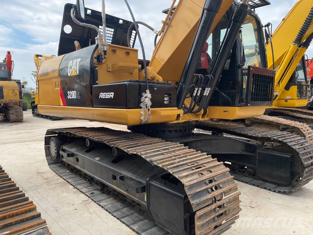 CAT 320D2 Bagri goseničarji