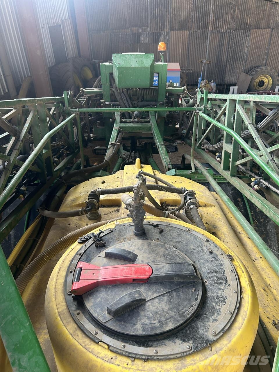 John Deere M944i Anhängespritzen