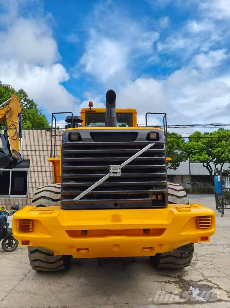 Volvo L 180 E 휠로우더