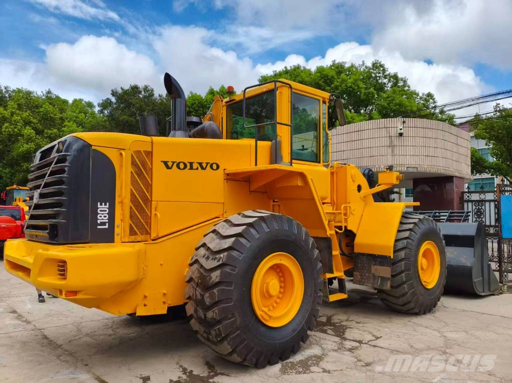 Volvo L 180 E 휠로우더