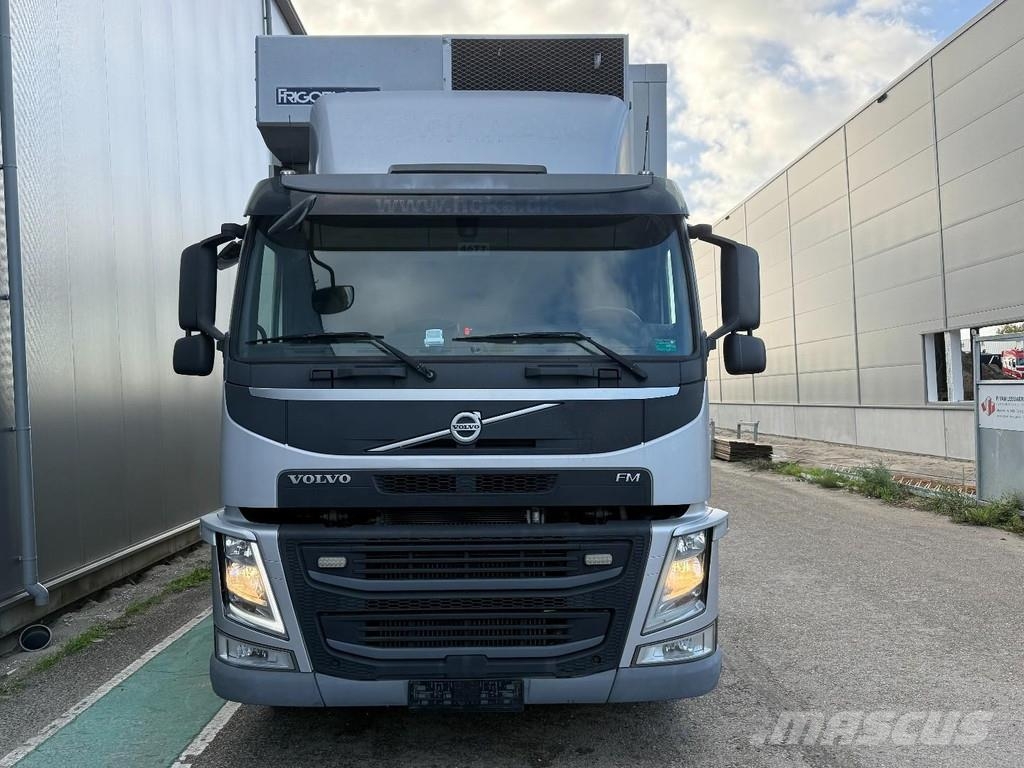 Volvo FM 330 6x2 EURO 6 - BOX 9,84m + FRIGOBLOCK + BÄR C Camiões caixa temperatura controlada