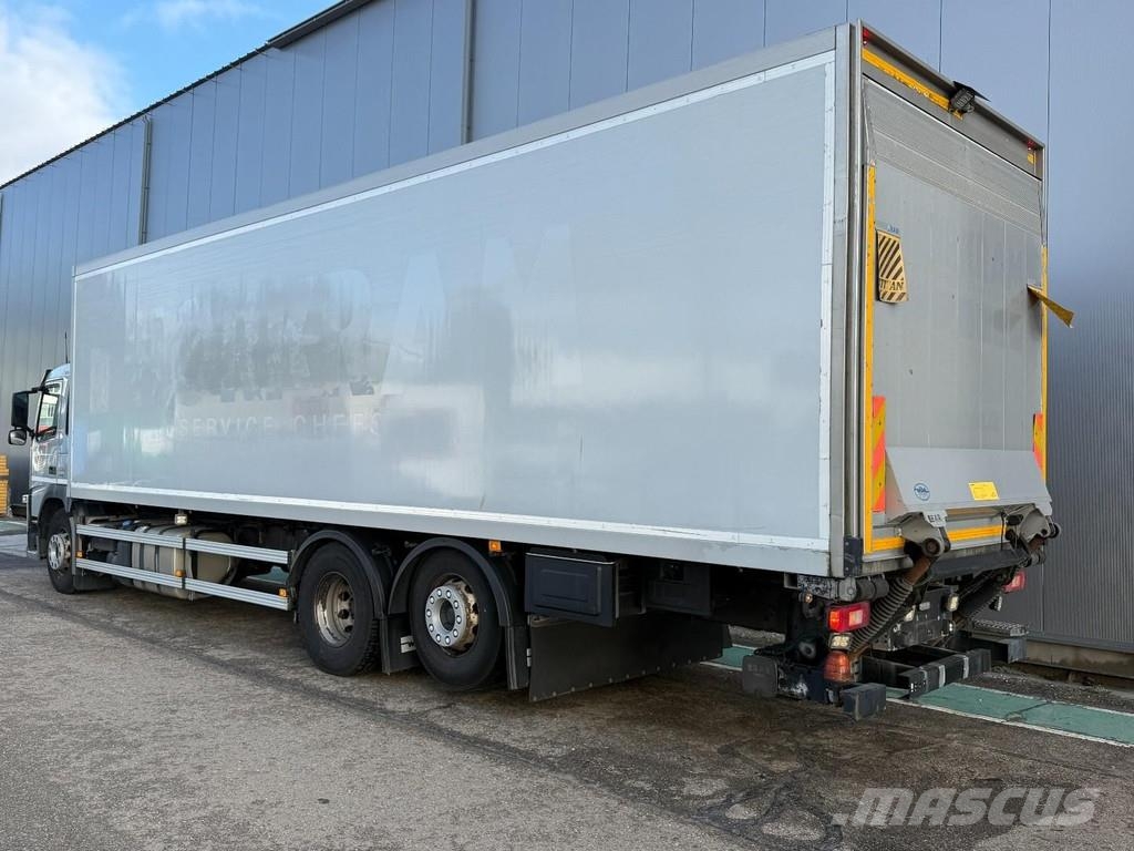 Volvo FM 330 6x2 EURO 6 - BOX 9,84m + FRIGOBLOCK + BÄR C Camiões caixa temperatura controlada