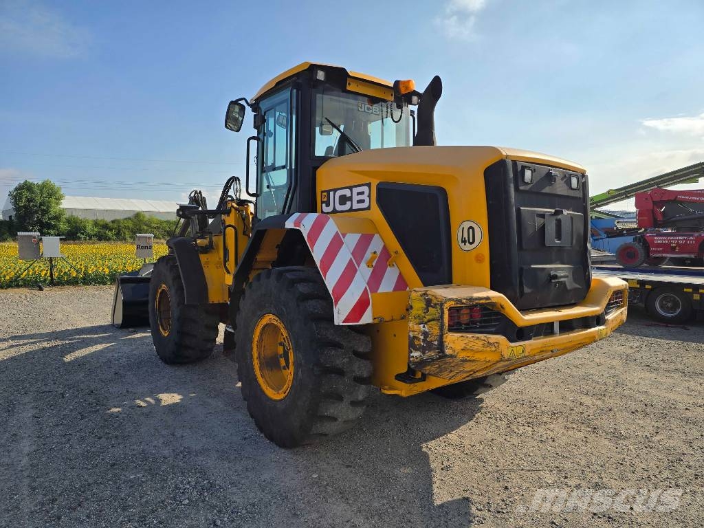 JCB 437 HT SHL لوادر بعجل