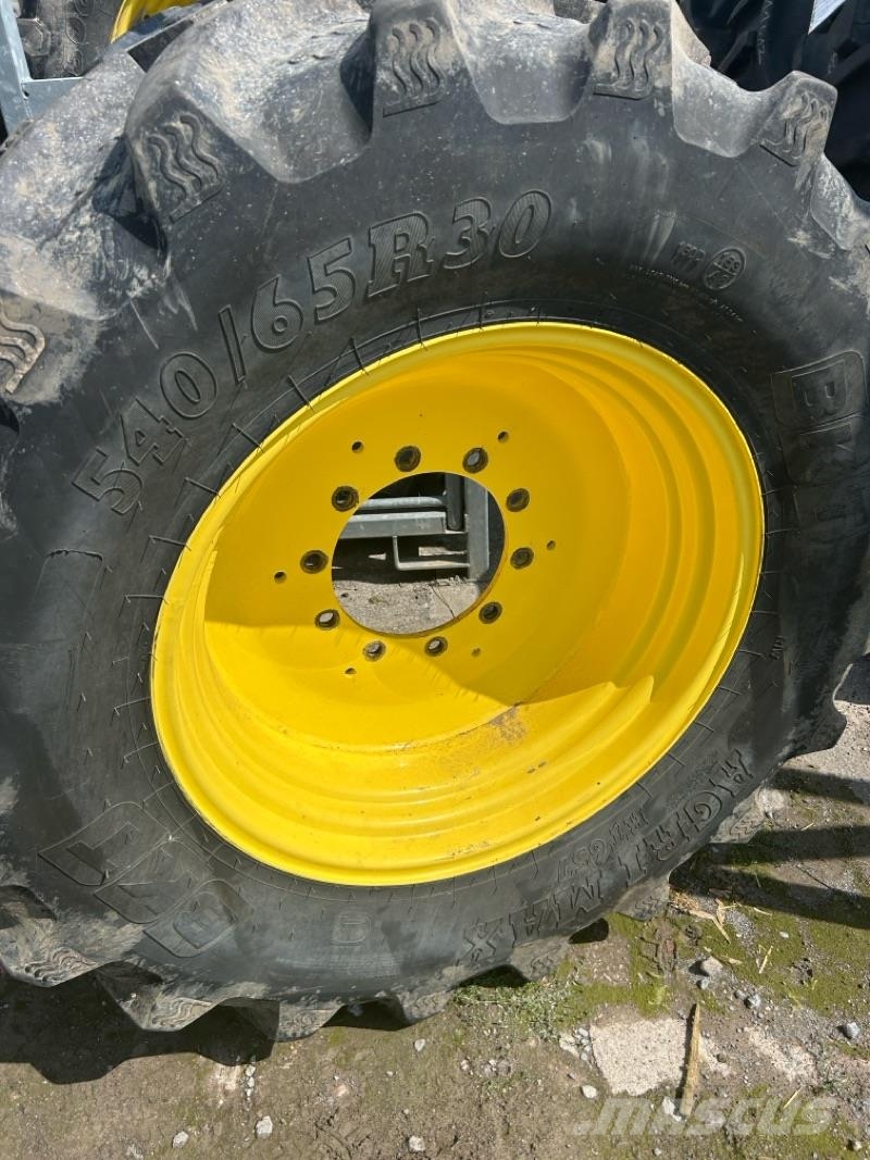 BKT 540/65R30 Egyéb mezőgazdasági gépek