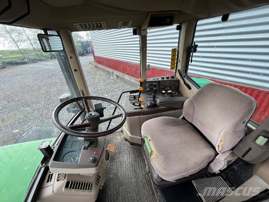 John Deere 6210 Tractors