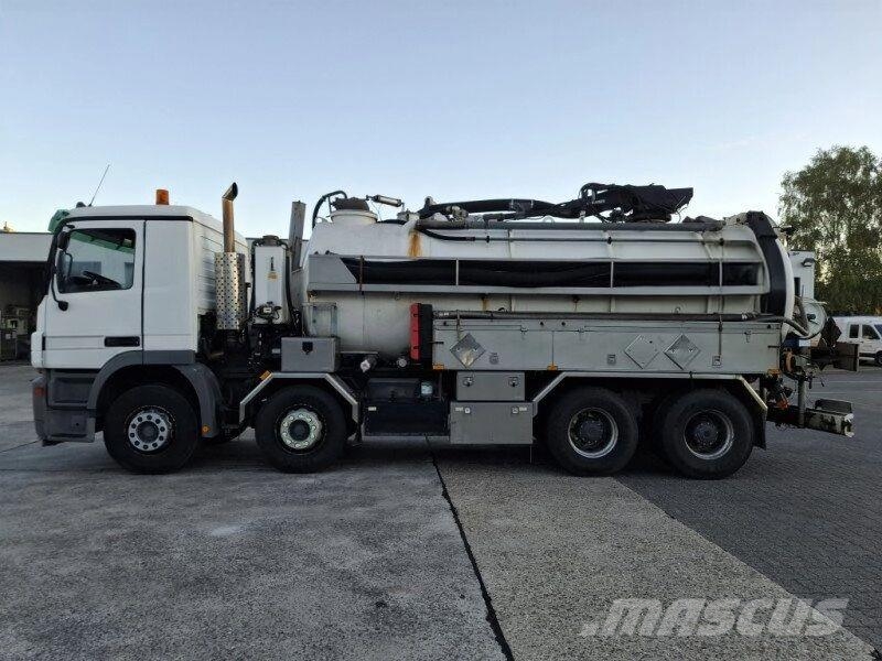 Mercedes-Benz Actros 3241 Støvsugere