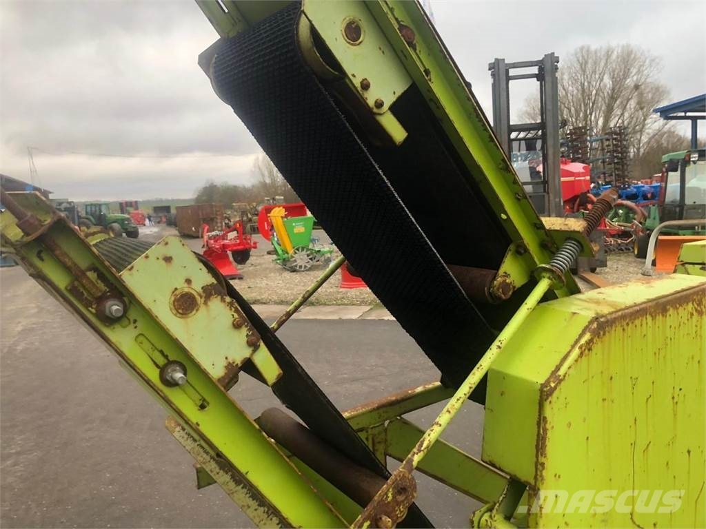 CLAAS Markant 50 Vierkante balenpers