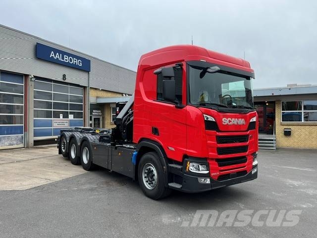 Scania R 560 Lastbil med kran