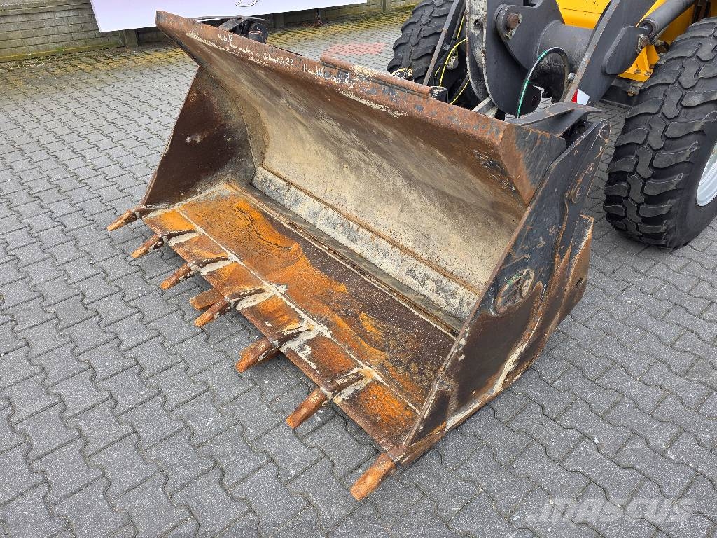 Volvo L30B-ZX, 2013 ROK, ŁYŻKA OTWIERANA + WIDŁY Cargadoras sobre ruedas