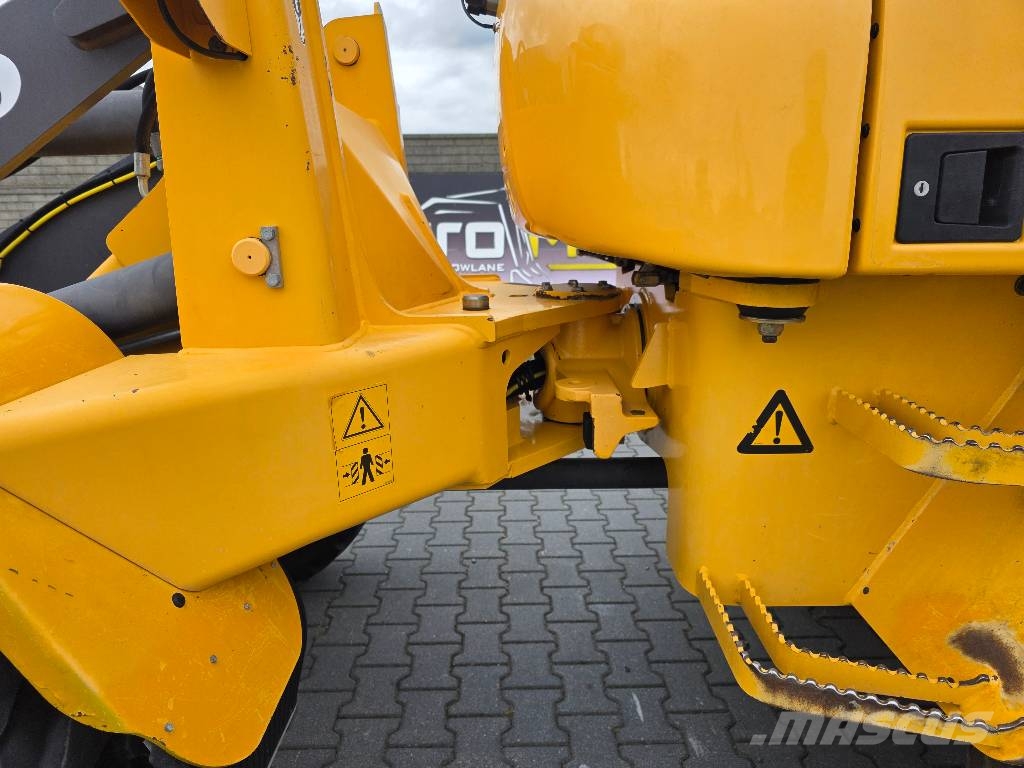 Volvo L30B-ZX, 2013 ROK, ŁYŻKA OTWIERANA + WIDŁY Cargadoras sobre ruedas