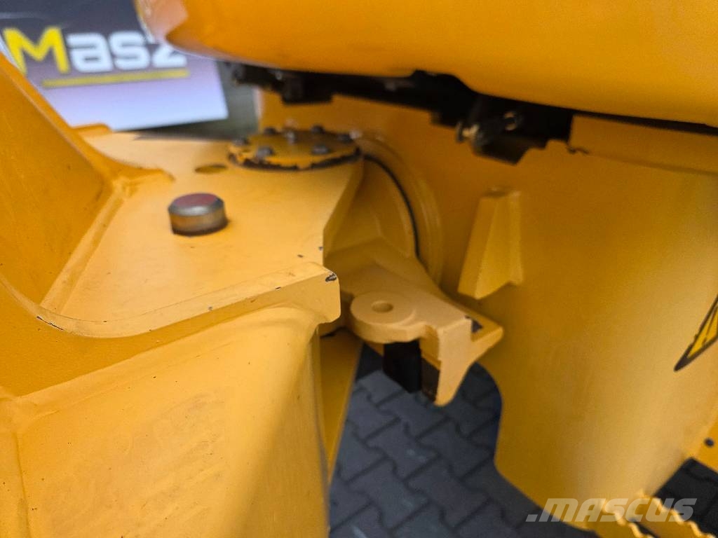 Volvo L30B-ZX, 2013 ROK, ŁYŻKA OTWIERANA + WIDŁY Cargadoras sobre ruedas