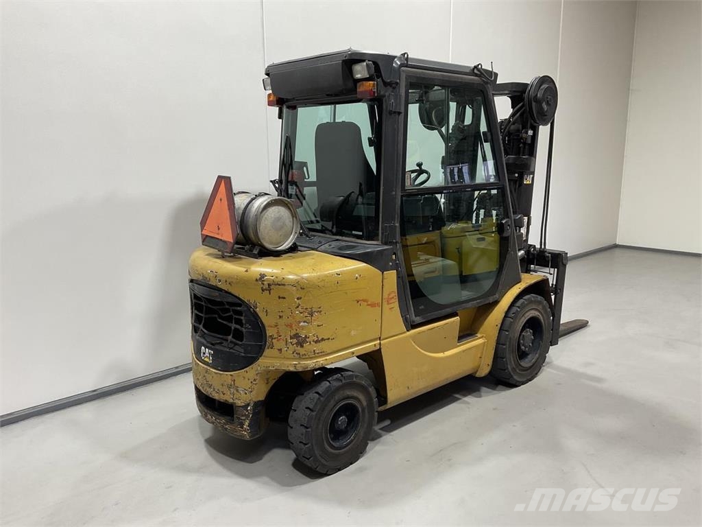 CAT GP30K LPG forklifts