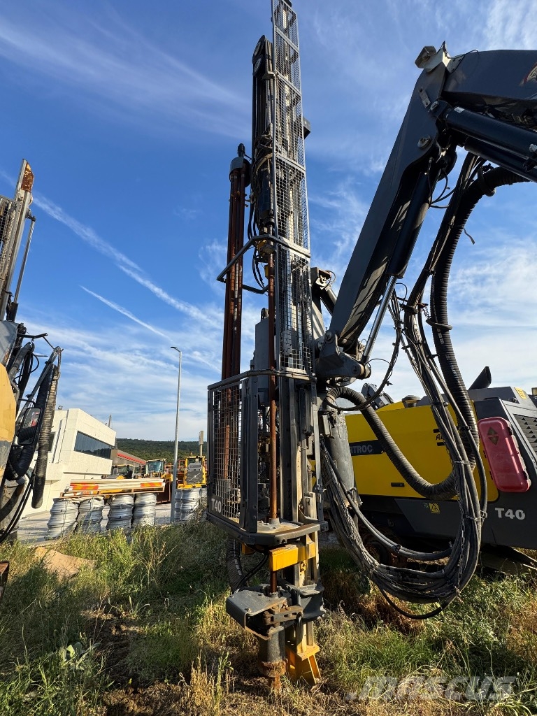 Atlas Copco T 40 Vertikaalsed puurmasinad