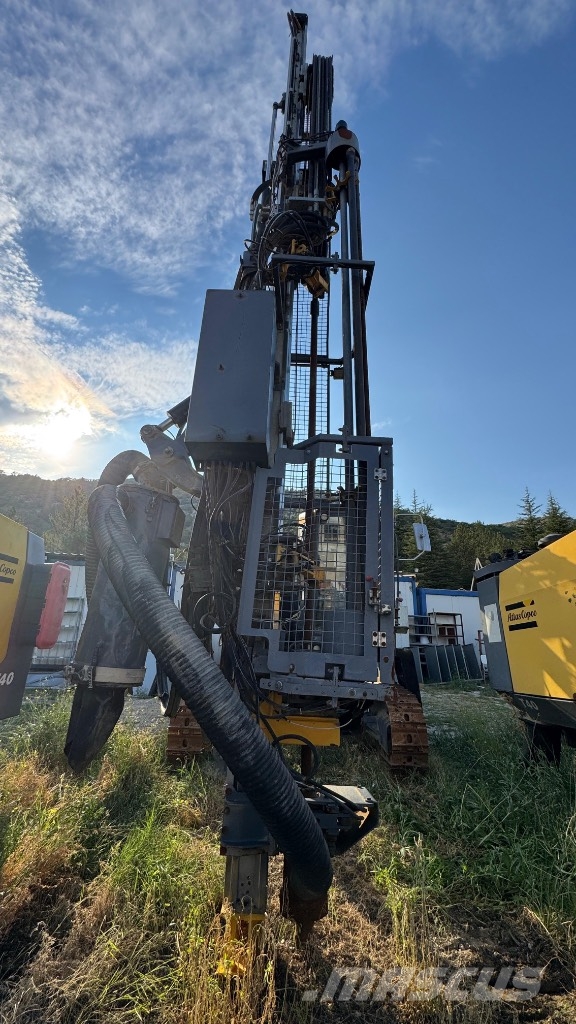 Atlas Copco T 40 Vertikaalsed puurmasinad