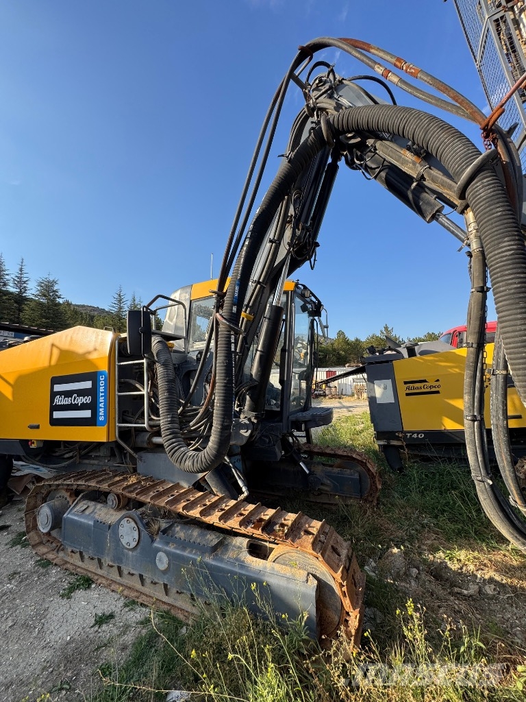 Atlas Copco T 40 Vertikaalsed puurmasinad