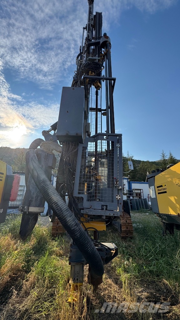 Atlas Copco T 40 Vertikaalsed puurmasinad