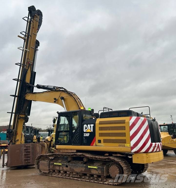 CAT 336 F L (25 meter telescopic arm) Excavadoras especiales