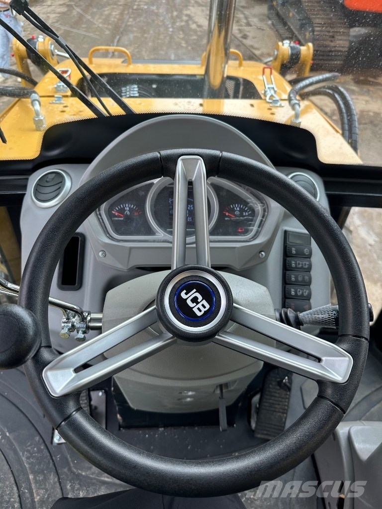 JCB 3CX Koparko-ładowarki