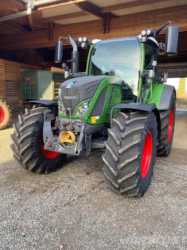 Fendt 516 S 4 Profi Plus Трактори