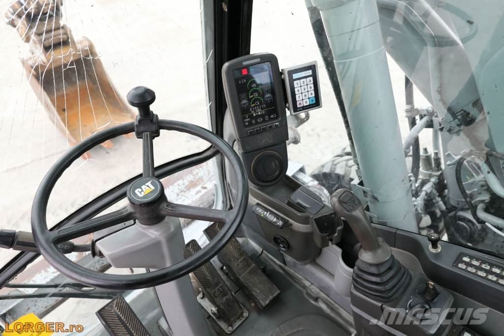 CAT M 313 D Bageri točkaši