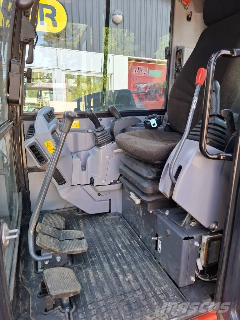 Kubota KX 080-4 Väikeekskavaatorid 7t-12t