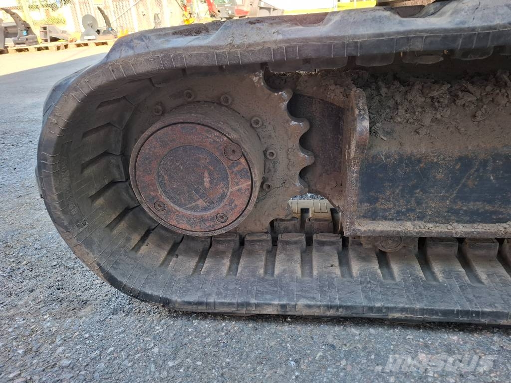 Kubota KX 080-4 Väikeekskavaatorid 7t-12t