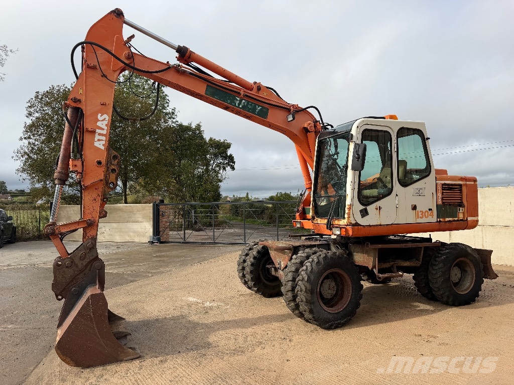 Atlas 1304 Gravemaskiner på hjul
