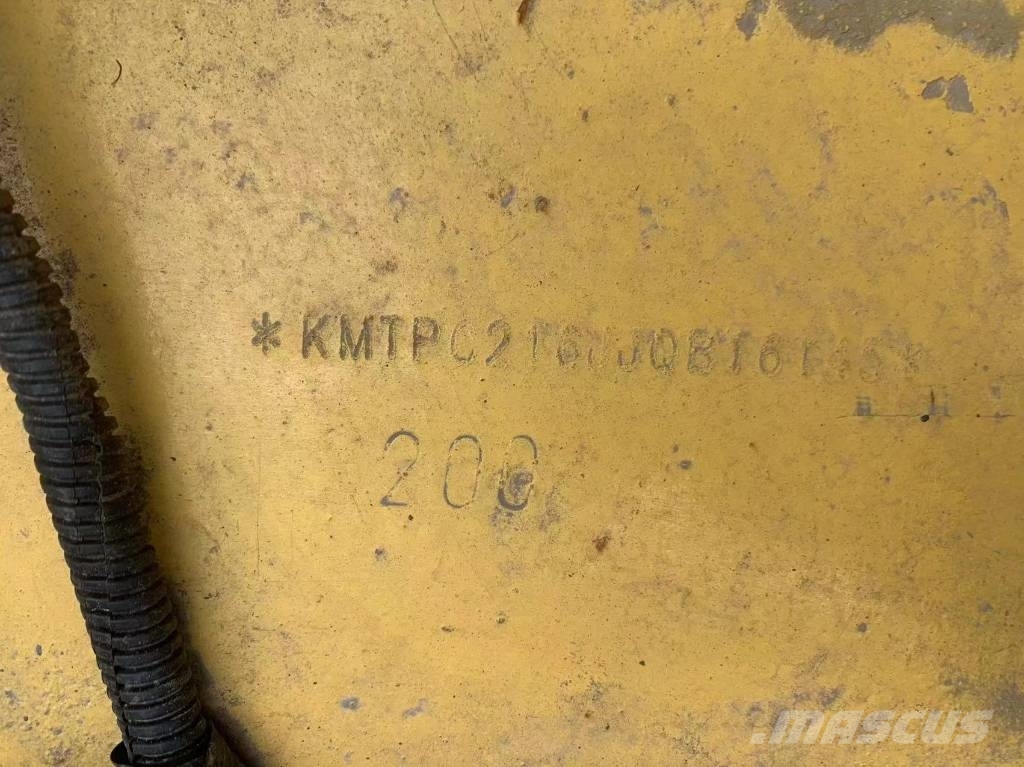 Komatsu PC 56-7 حفارات صغيرة أقل من 7 طن (حفارات صغيرة)