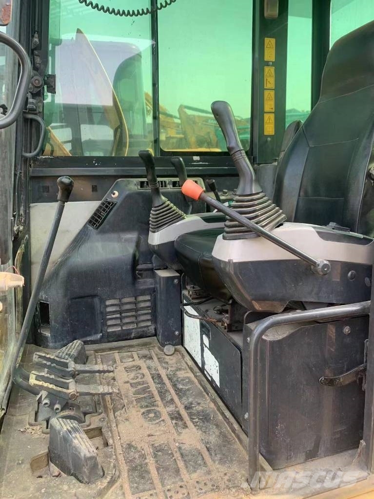Komatsu PC 56-7 حفارات صغيرة أقل من 7 طن (حفارات صغيرة)