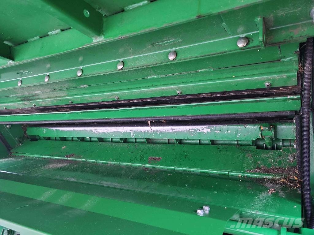 John Deere T 670 i Θεριζοαλωνιστικές μηχανές