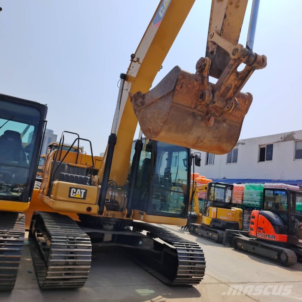 CAT 320 D2GC - 28th Anniversary Promotion Price Pelle sur chenilles