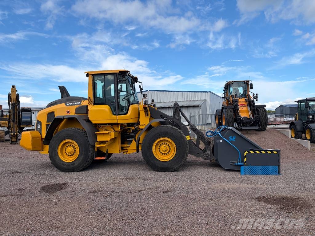 Volvo L 70 H لوادر بعجل