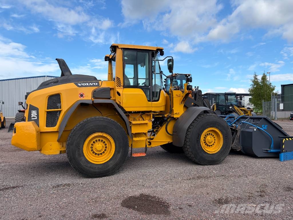 Volvo L 70 H لوادر بعجل