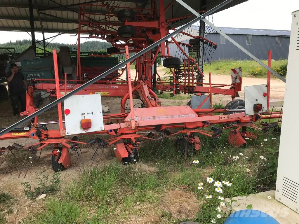 Kuhn GF 6401 MH Rendkészítő