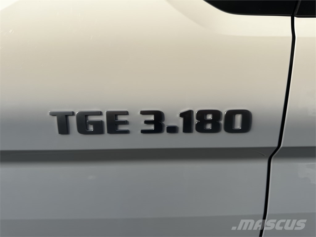 MAN TGE 3.180 VAN 4x4 Corpo da caixa