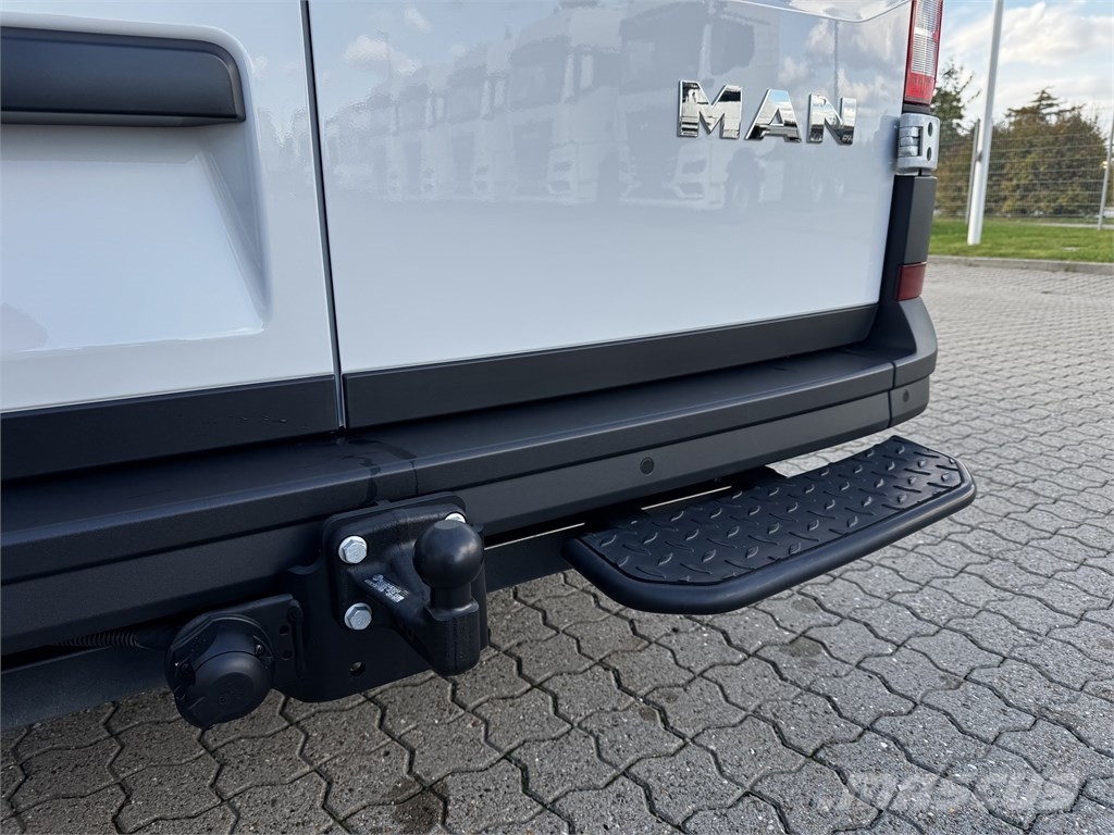 MAN TGE 3.180 VAN 4x4 Corpo da caixa