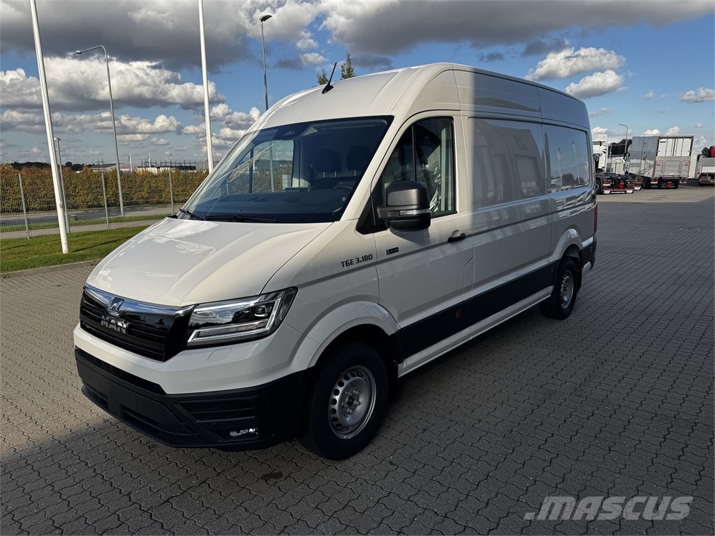 MAN TGE 3.180 VAN 4x4 Corpo da caixa