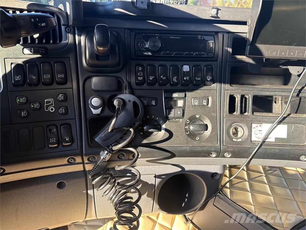 Scania R500 ダンプ
