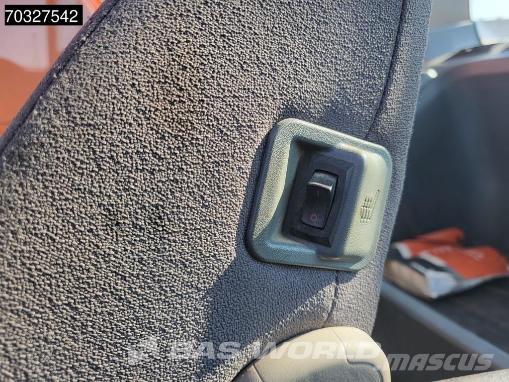 Doosan DX225 LC-5 Kāpurķēžu ekskavatori