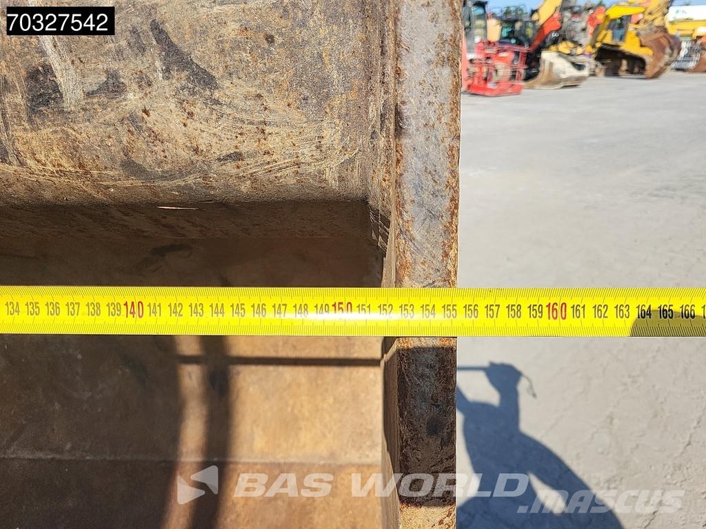 Doosan DX225 LC-5 Kāpurķēžu ekskavatori