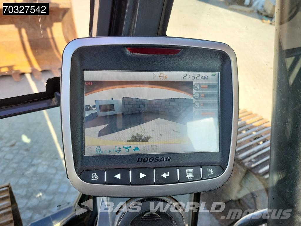 Doosan DX225 LC-5 Kāpurķēžu ekskavatori