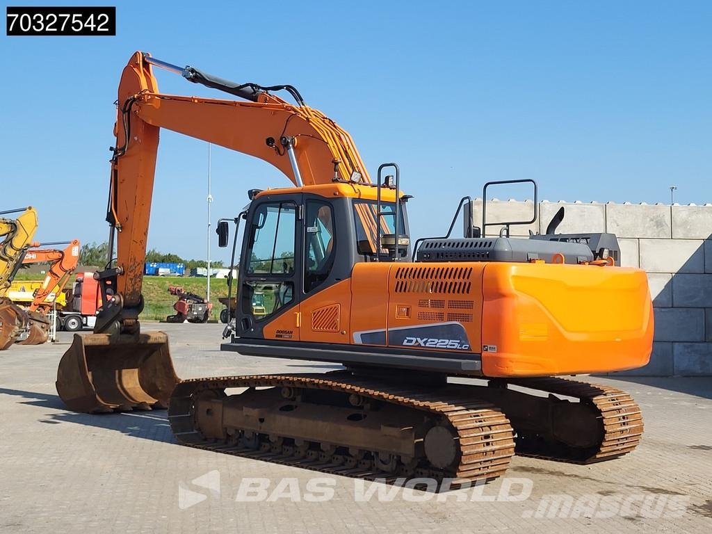 Doosan DX225 LC-5 Kāpurķēžu ekskavatori
