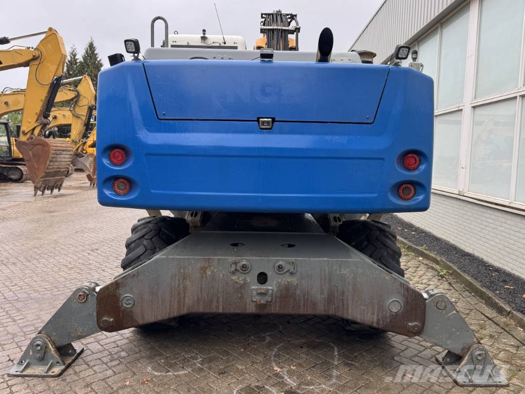 Liebherr A 920 Litronic Ekskavatori uz riteņiem