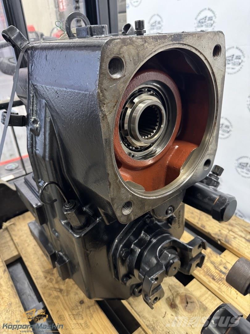 John Deere 1470G KM Certified växellåda / Gearbox Used/Beg الشاسيه والتعليق