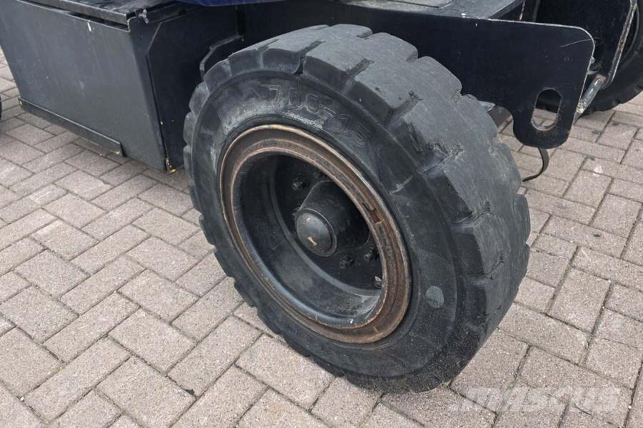 Grove AMZ51E Electric, 4x2 Drive, 15.5m Working Height, Knikarmhoogwerkers