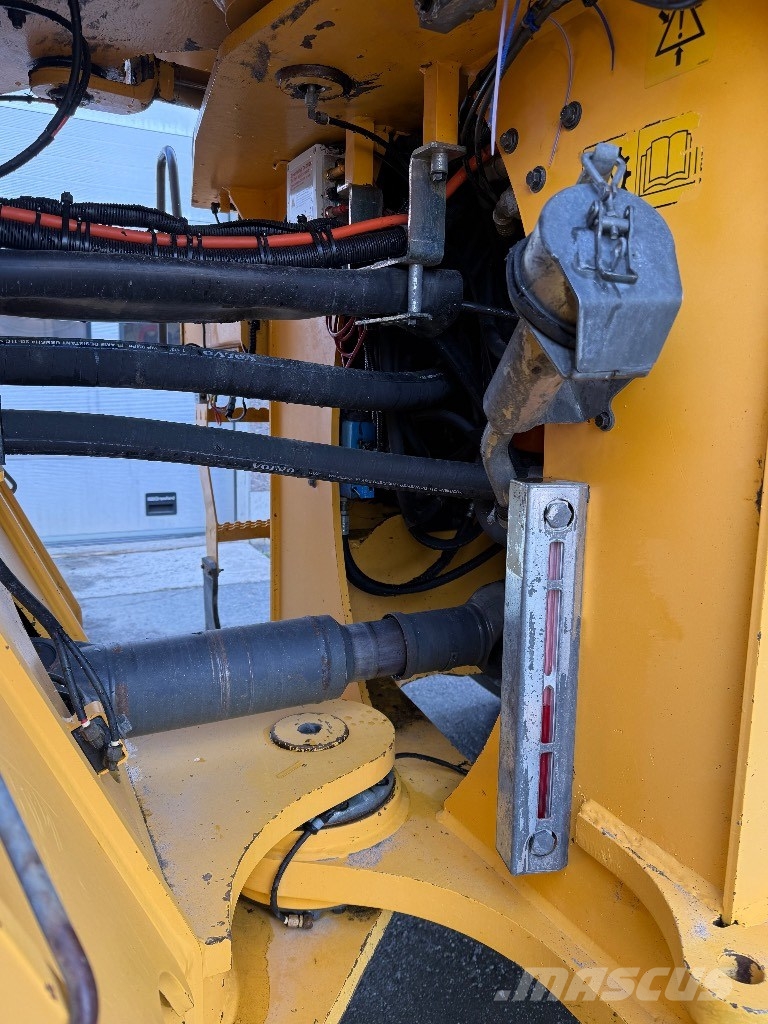 Volvo L 250 G Iekrāvēji uz riteņiem