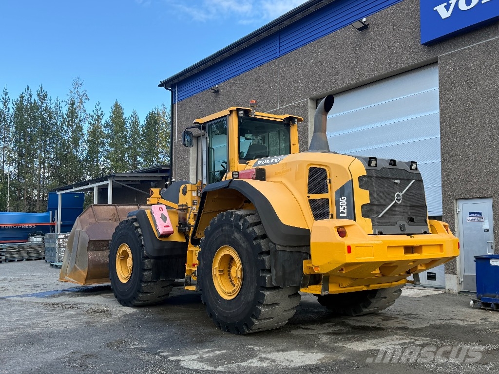 Volvo L 250 G Iekrāvēji uz riteņiem